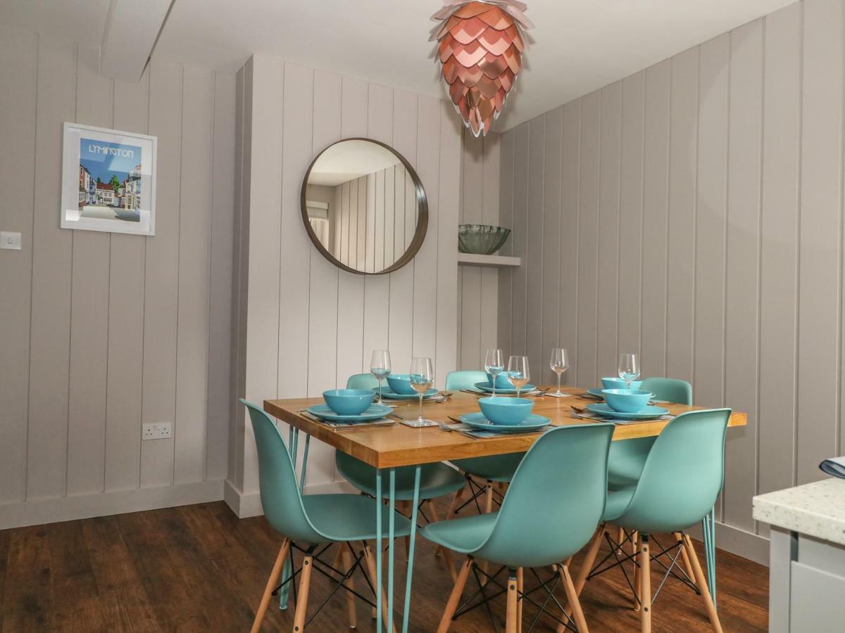 Number 7 Villa Lymington Bagian luar foto