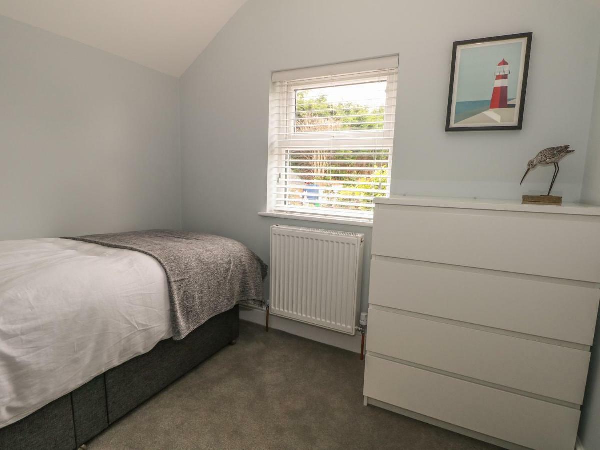 Number 7 Villa Lymington Bagian luar foto